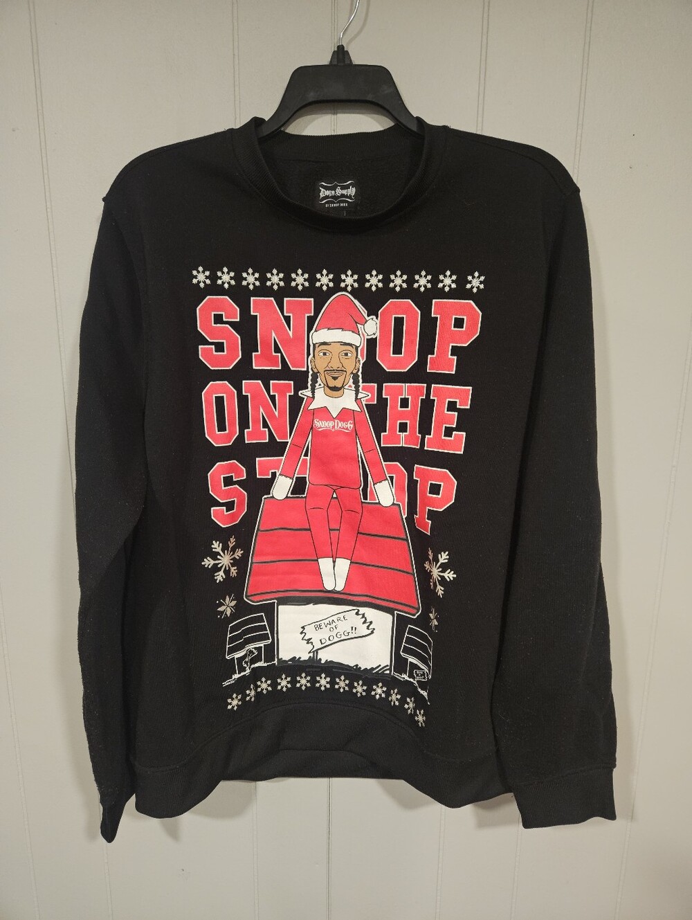 Dogg Supply Snoop On The Stoop Christmas Sweatshirt SZ XL Black HAS SOME PILLING